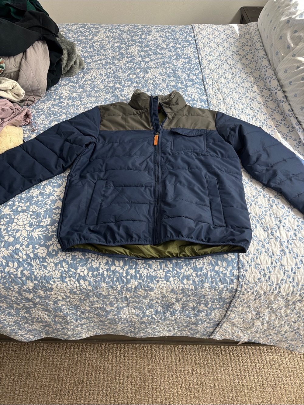 Gerry Weber Navy Body with Olive Shoulder Puffer Jacket